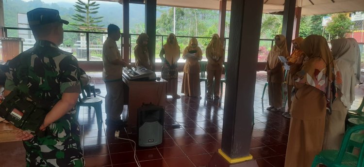 Babinsa Melaksanakan Pendampingan Kegiatan Dharma Wanita