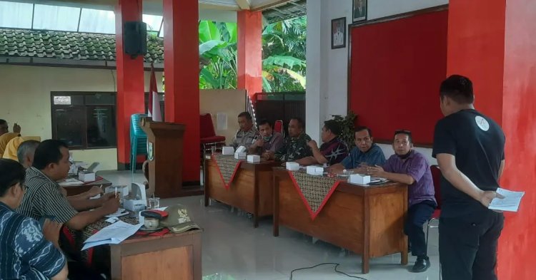 Jelang Roadshow UMKM, Forkopincam Kaligondang Gelar Rakor