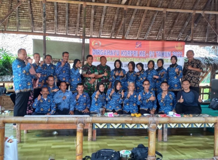 Dandim Banyumas Ucapkan Terimakasih Kepada PNS Yang Purna Tugas