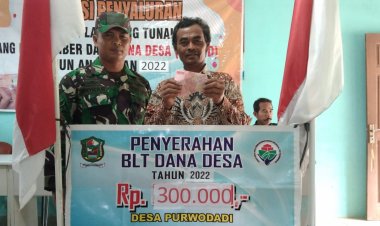 Pastikan Tepat Sasaran Babinsa Bersama Bhabinkamtibmas Dampingi Realisasi BLT-DD