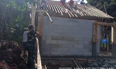 Rumah Warga Rusak Akibat Hujan Serta Angin Kencang