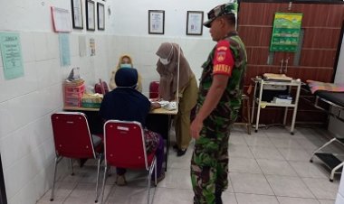 Babinsa Melaksanakan Pendampingan KB Di UPTD Puskesmas Karangkobar