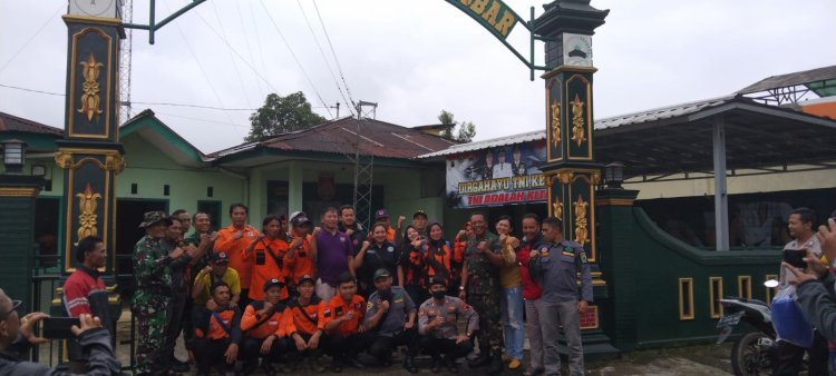 Forkopimcam Lepas Pemberangkatan Solidaritas Relawan Karangkobar Peduli Cianjur