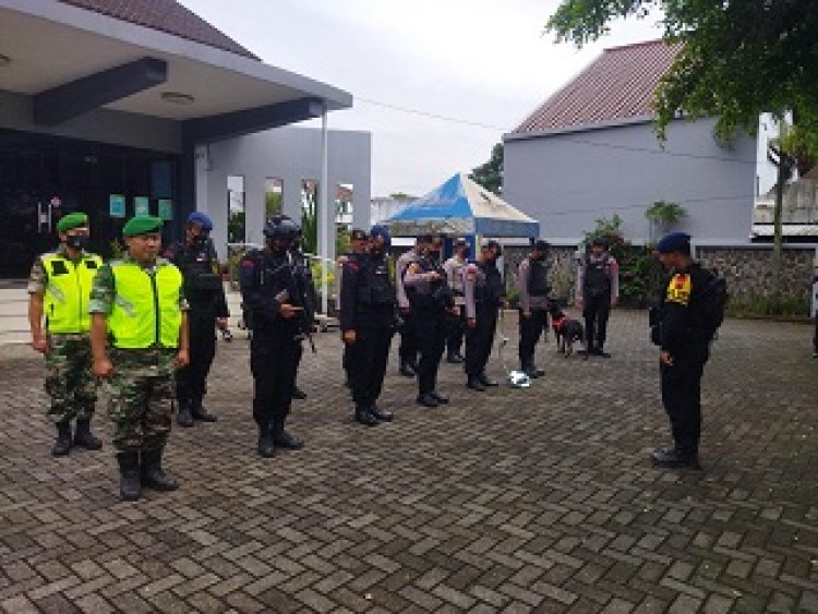 Hari Pertama Pengamanan Nataru Apel di Pos Pengamanan