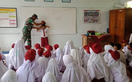 Menanamkan Jiwa Nasionalisme Anak Usia Dini Babinsa berikan materi wawasan kebangsaan