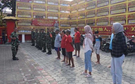 Kerja Bakti Dan Apel Pengamanan Oleh Anggota Kodim 0712 Tegal Menjelang Perayaan Imlek Klenteng Hok Le Kiong Slawi