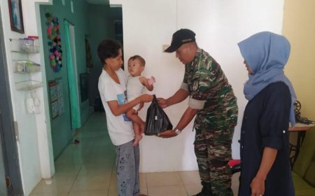 Turunkan Stunting, Babinsa Dan PKK Kebanggan Beri Makanan Tambahan