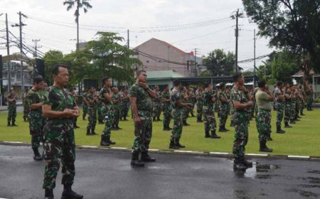 Guna Tingkatkan Kebugaran Prajurit, Kasdim 0712 Tegal Pimpin Jalan Sehat