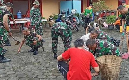 Kodim Purbalingga Bersama Lintas Komunitas Bersihkan Tempat Ibadah