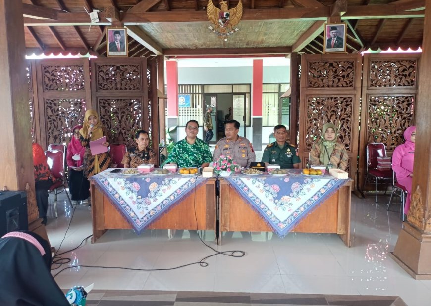 Cegah Stunting, UPZ Beri Bantuan Sosial Dan Makanan Tambahan di Kembaran