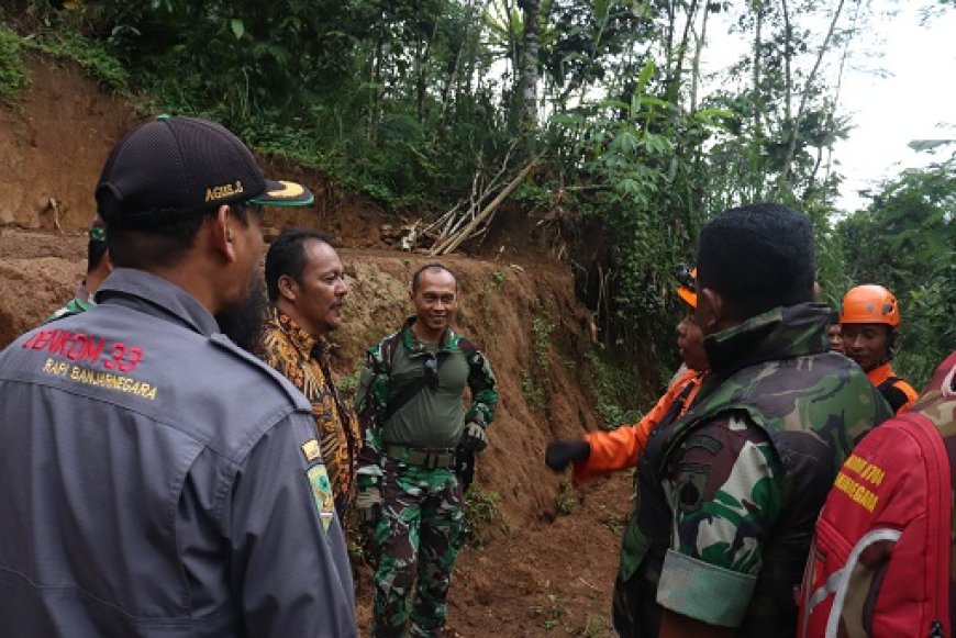 Dandim Banjarnegara meninjau  Beberapa lokasi rawan bencana Banjarnegara