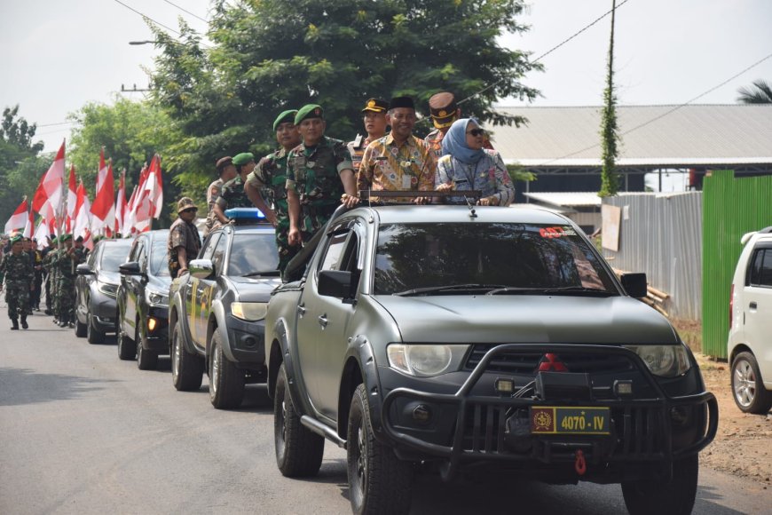 Dandim 0710/Pekalongan Pimpin Apel dan Kirab Merah Putih