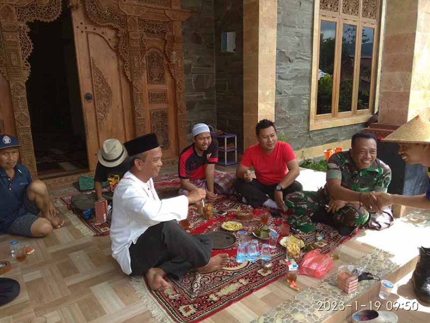 Jalin Silaturahmi dan Pembinaan Teritorial, Danramil dan Babinsa Kunjungi Pondok Pesantren AN NUR
