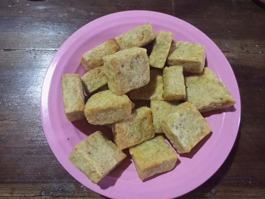 Umbi Umbian masih menjadi Andalan Teman Minum Kopi dan Teh