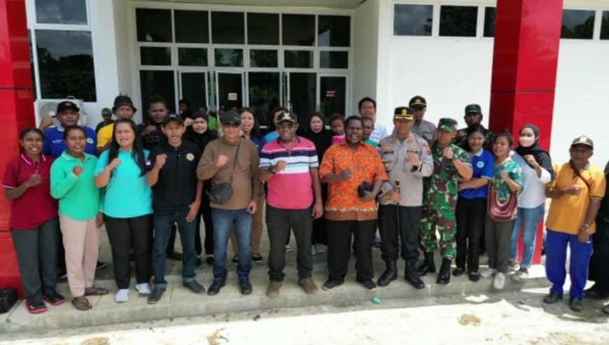 Kasdim Jayapura Dampingi Bupati Keerom Kunjungan Ke Perbatasan RI PNG