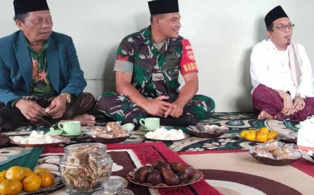 Babinsa Jalin Silaturahmi Dan Komsos Dengan Tokoh Agama
