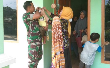 Meminimalisir Angka Stunting Babinsa Lakukan Pendampingan Posyandu