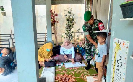 Babinsa Desa Gentansari Melaksanakan Pendampingan Posyandu sebagai Upaya Penanganan Stunting pada Anak
