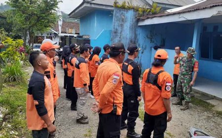 Babinsa Koramil 04 Karangkobar Hadiri Pertemuan Rutin Relawan Forum Destana Karangkobar
