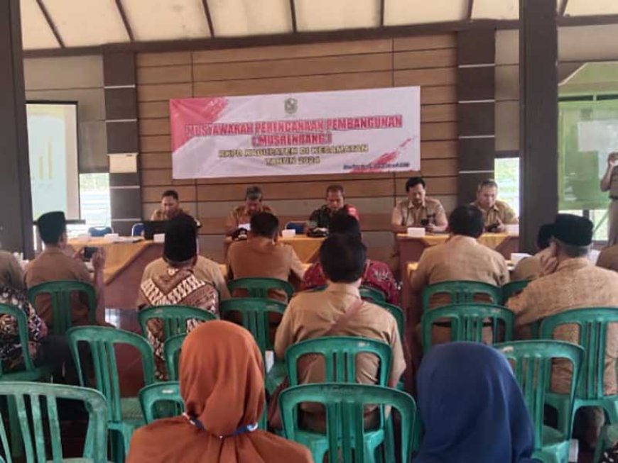 Ikut Mendukung Program Pembangunan Babinsa Menghadiri Musrenbang