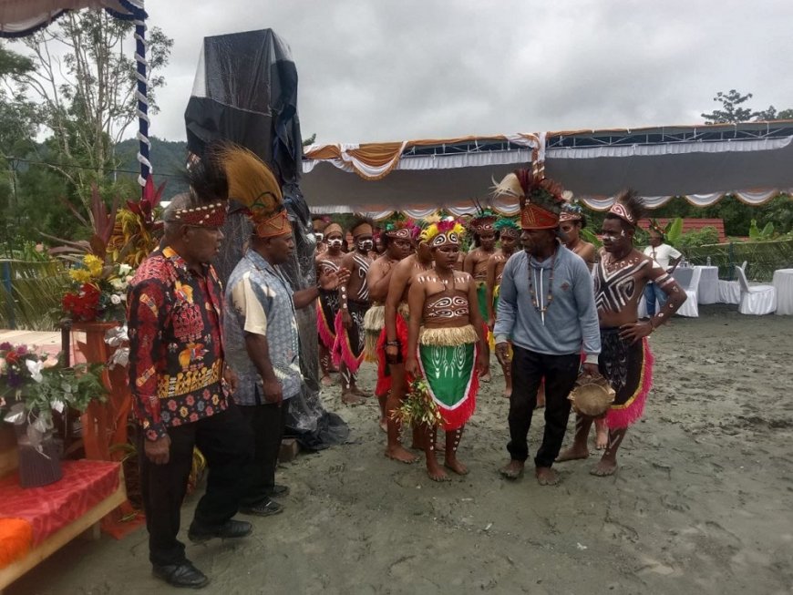 Kasdim Jayapura Hadiri Acara Syukuran Pengukuhan Ondofolo Asli Kampung Waena