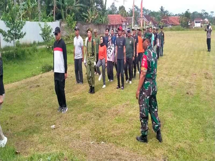 Tni Polri Berikan Pelatihan Linmas