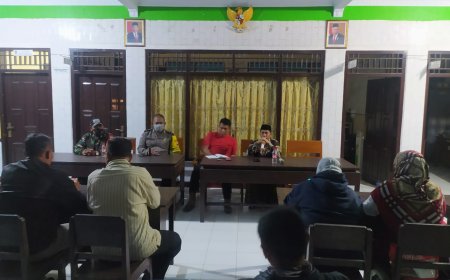 Babinsa Koramil 04 Warureja Kodim Tegal Hadiri Rapat Pengaktifan kembali Poskamling