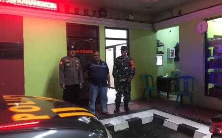 Babinsa dan Bhabinkamtibmas Karangkobar Lakukan Patroli Malam untuk Ciptakan Rasa Aman