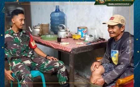 Komsos Dengan Ketua RT Babinsa Koramil 04 Karangkobar Eratkan Silahturahmi