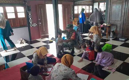 Babinsa Mendampingi Pelaksanaan Posyandu sebagai Wujud Kepedulian dalam Pencegahan Stunting