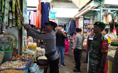 Koramil Polsek Petugas Puskesmas Banjarnegara Laksanakan Operasi Pasar