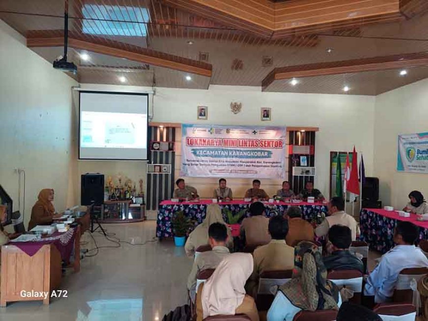 Danramil 04 Karangkobar Meningkatkan Program Kesehatan Melalui Lokakarya Mini Lintas Sektor