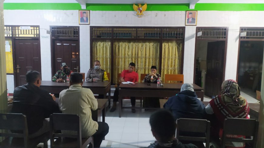 Babinsa Koramil 04 Warureja Kodim Tegal Hadiri Rapat Pengaktifan kembali Poskamling