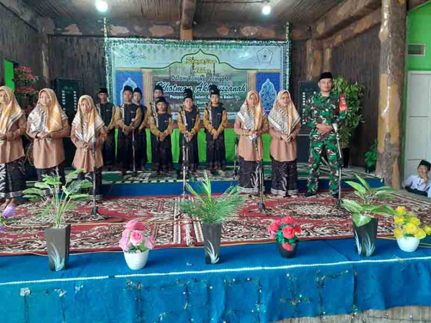 Babinsa Koptu Wahid Hadiri Qotmil Qur'an di Pondok Pesantren Nolo Jalatri