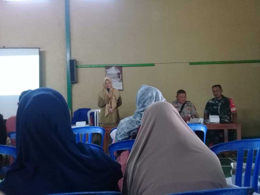 Babinsa Koramil 16 Pejawaran Hadiri Sosialisasi STBM di Desa Binaan