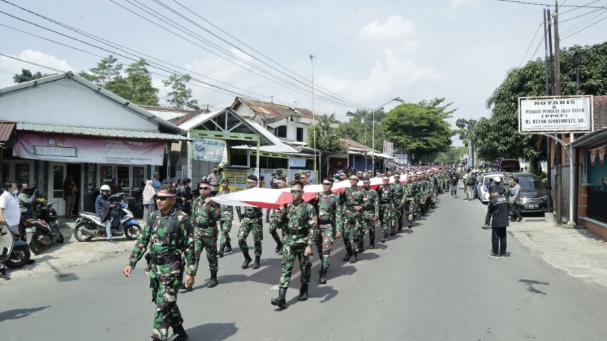 Dandim 0712 Tegal Hadiri Apel Sinergitas TNI-Polri dan Kirab Merah Putih