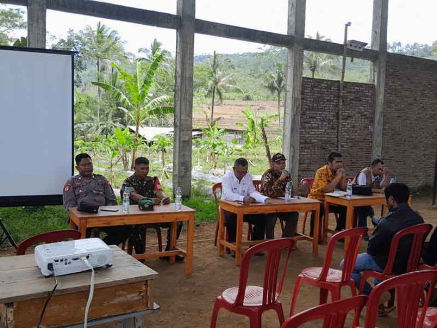 Peran Aktif Babinsa dalam Kegiatan Sosialisasi Rencana Pembangunan Sarana Air Bersih