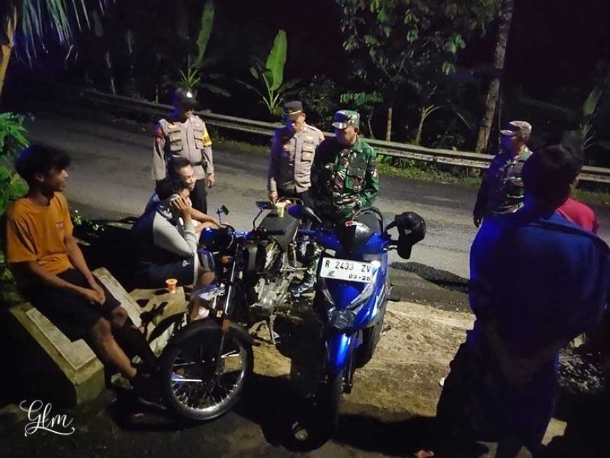 Wujud Nyata Sinergitas TNI Polri Melaksanakan Patroli Malam