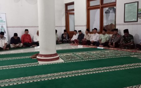 Danposramil Dukuhwaru Hadiri Terawih Silaturahmi Bersama Bupati Tegal