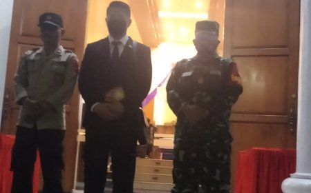 Babinsa Tegal Barat Laksanakan Pengamanan Ibadah Jumat Agung