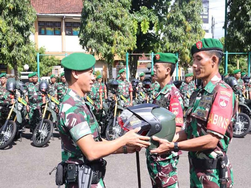 Dandim Banjarnegara Menyerahkan Motor Dinas Honda CRF 150 Dari Menhan RI untuk Babinsa