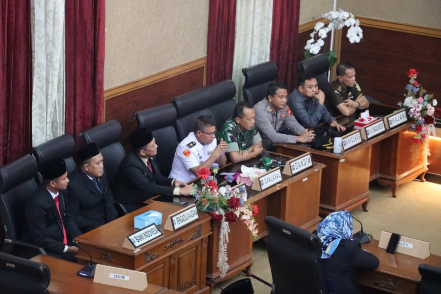 Kasdim 0712 Tegal Hadiri Rapat Paripurna DPRD Kota Tegal Dalam Rangka Hari Jadi Kota Tegal Ke-443