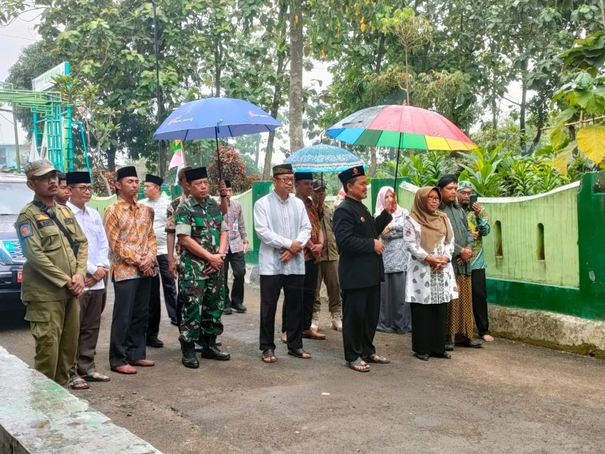 Kasdim Tegal Ikuti Rangkaian Ziarah Ke Makan Pendiri Kabupaten Tegal