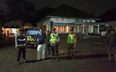 Tahap Pembentukan Panitia Pilkades, Babinsa Koramil 13 Kedungbanteng melaksanakan Patroli Malam