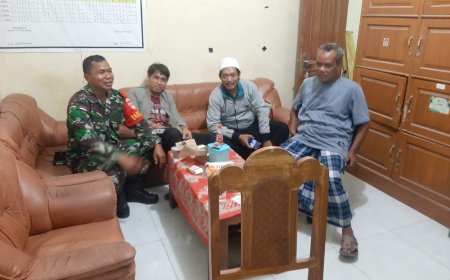 Babinsa  Koramil 08 Talang Kodim 0712 Tegal Sambangi Rumah Perangkat Desa