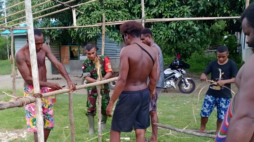 Wujudkan Kebersamaan Babinsa Gotong Royong Bersama Warga Binaan