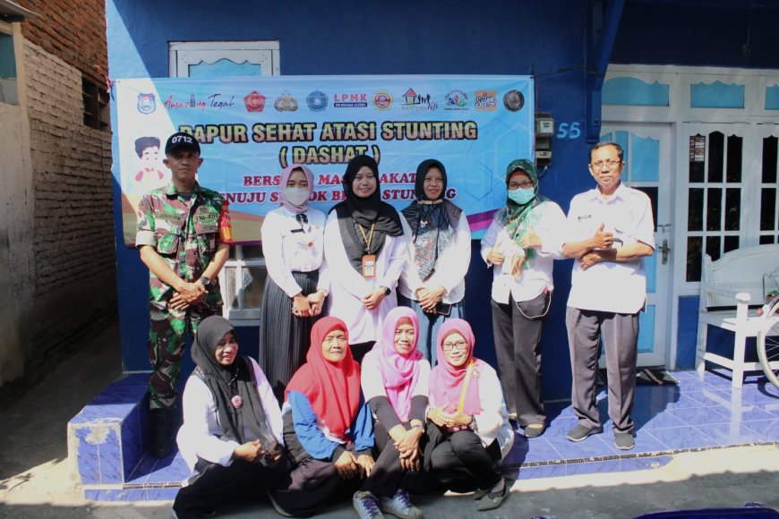 Babinsa Kodim Tegal Dampingi Dashat (Dapur Sehat Atasi Stunting) Di Posyandu Abimanyu Kota Tegal