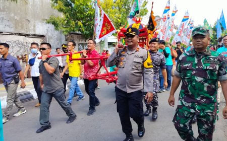 Sukseskan Toleransi Beragama, Dandim 0712 Tegal Gotong Toa Pe Kong Pada Perayaan Sejit Kongco YM Ceng Gwan Cing Kun
