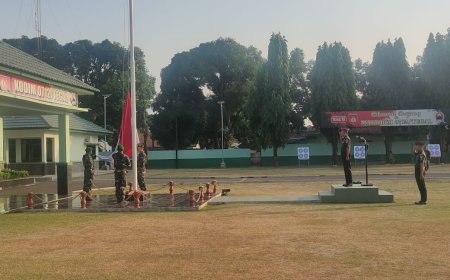 Kasdim 0712 Tegal Pimpin Upacara Hari Senin