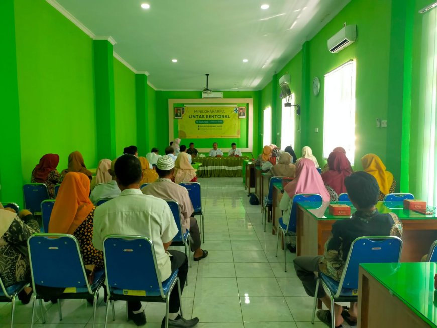 Danramil Dukuhturi Kodim 0712 Tegal Hadiri Loka Karya Mini Terkait Stunting